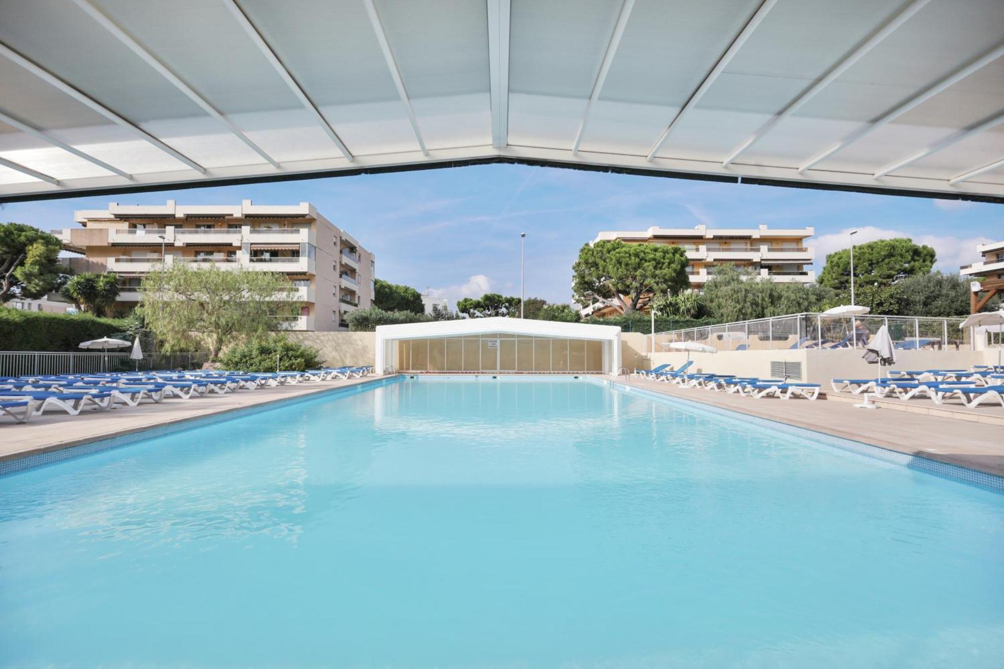 Résidence Pierre&Vacances Heliotel Marine Saint-Laurent-du-Var Exterior foto