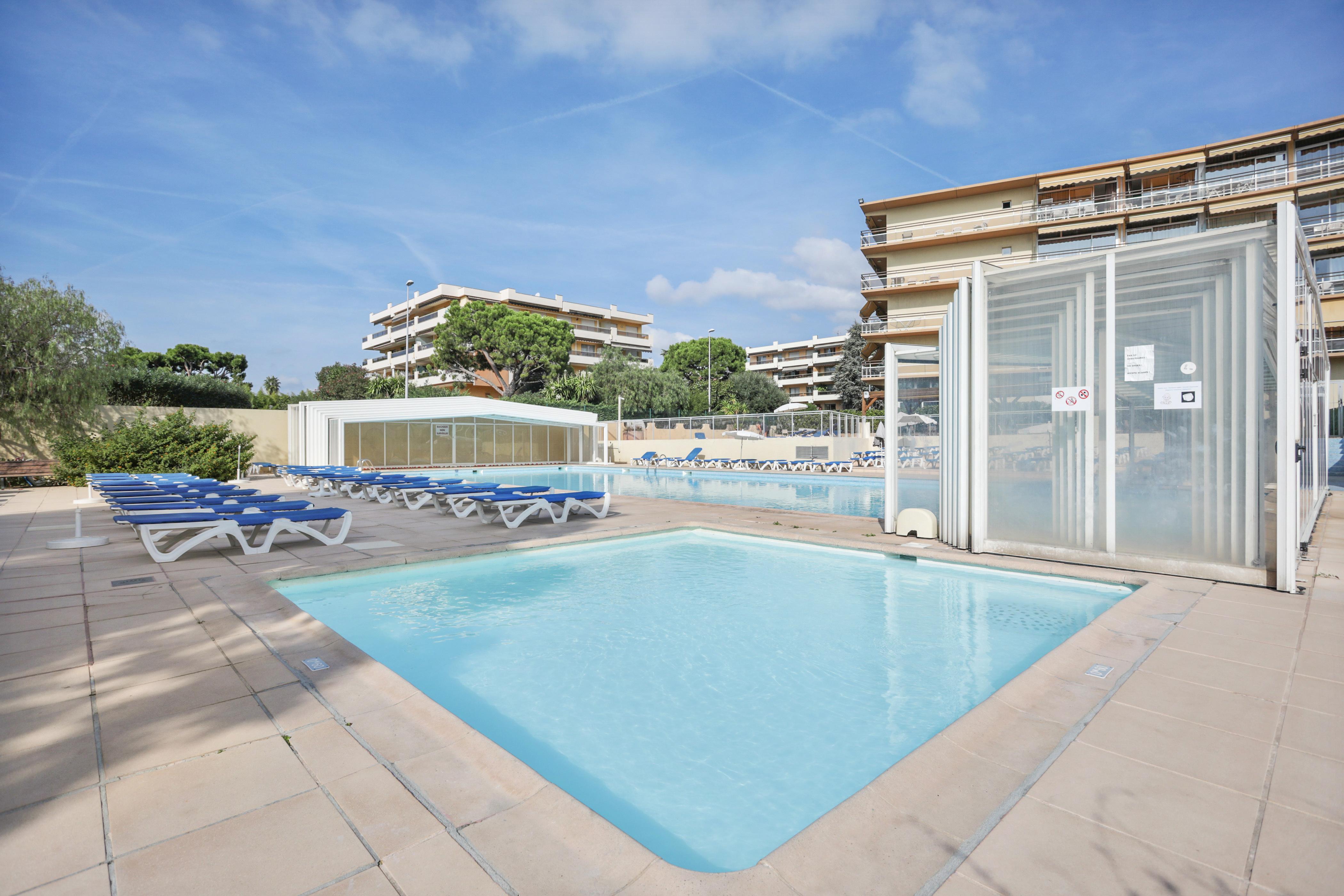 Résidence Pierre&Vacances Heliotel Marine Saint-Laurent-du-Var Exterior foto