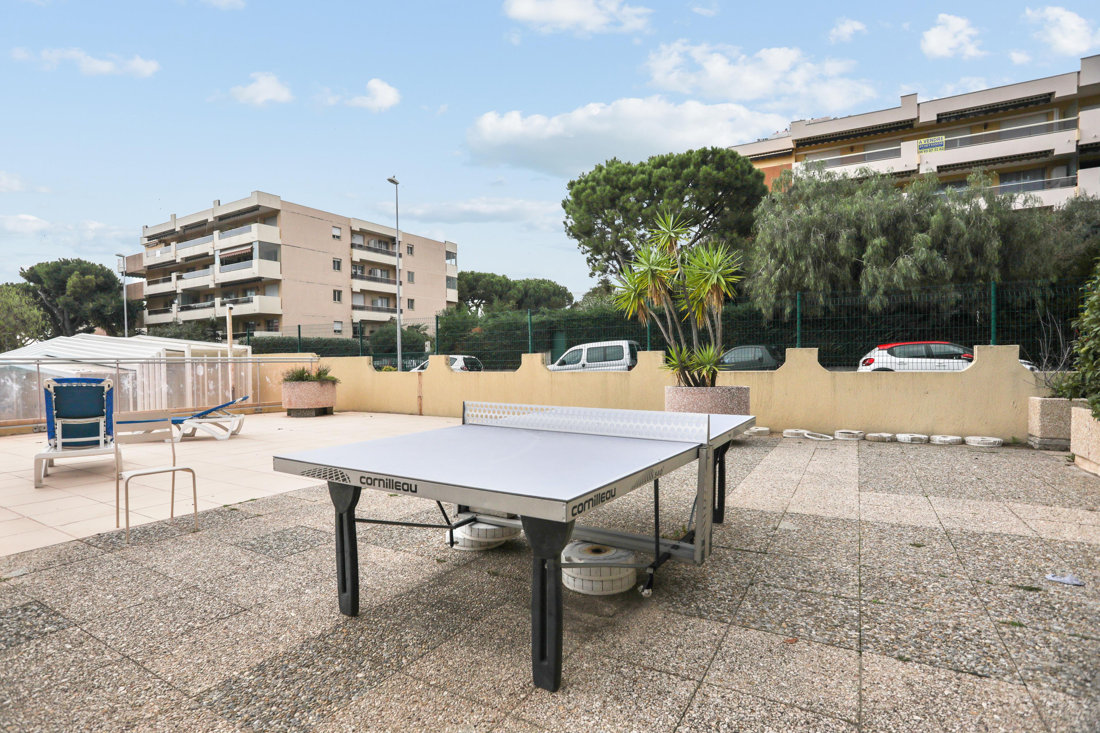 Résidence Pierre&Vacances Heliotel Marine Saint-Laurent-du-Var Exterior foto