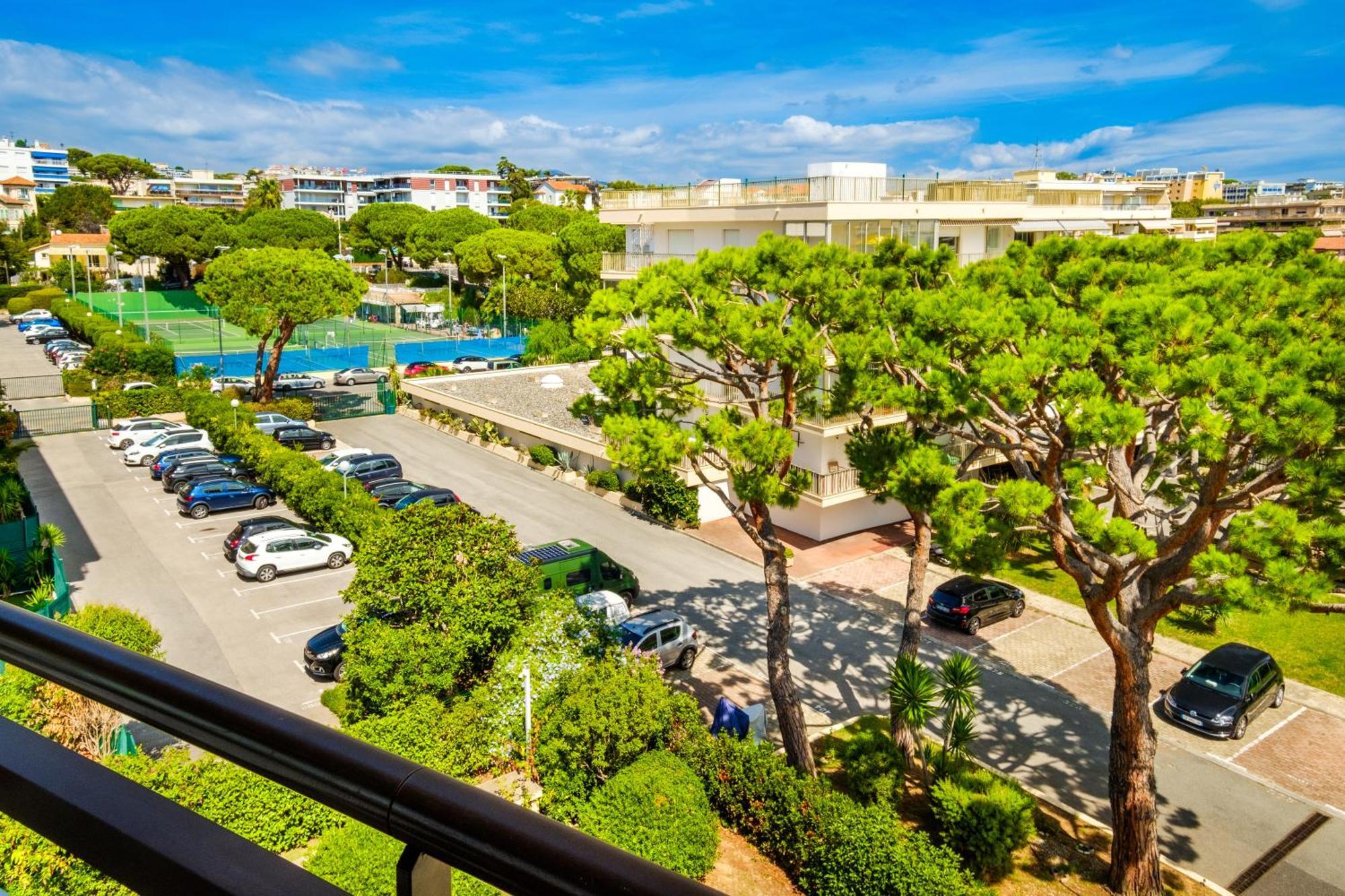 Résidence Pierre&Vacances Heliotel Marine Saint-Laurent-du-Var Exterior foto