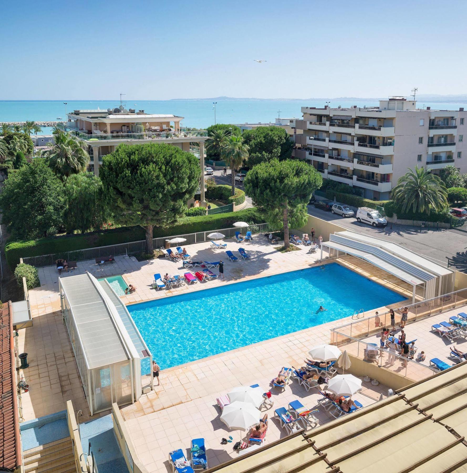 Résidence Pierre&Vacances Heliotel Marine Saint-Laurent-du-Var Exterior foto